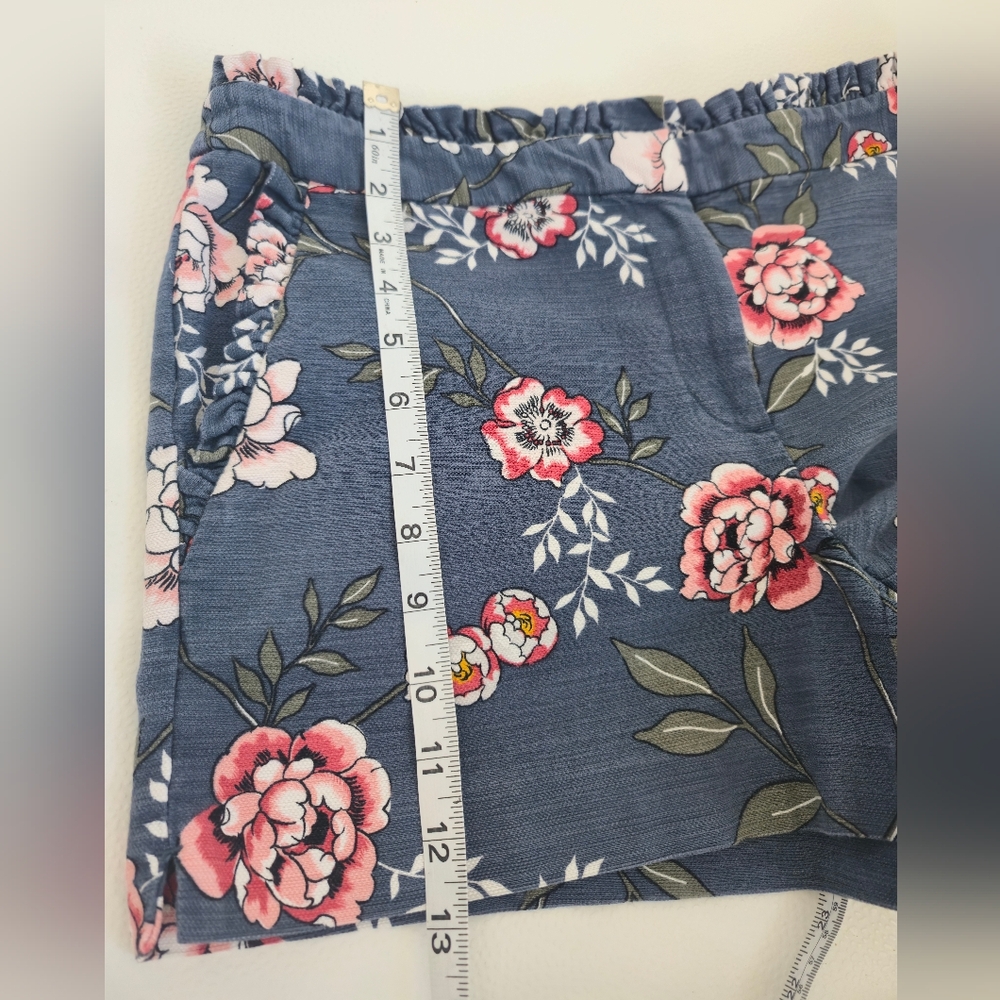 LOFT Floral Blue Women's Shorts - Picture 12 of 12